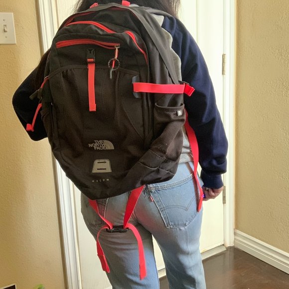 north face recon backpack